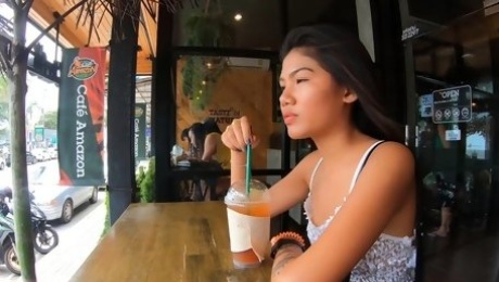 Thai amateur girlfriend teen gets recorded on camera