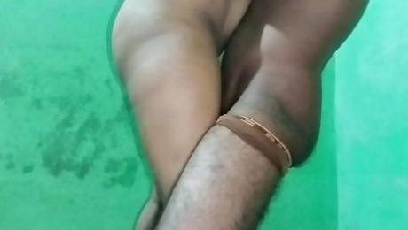 Tamil aunty standing fuck with his devar