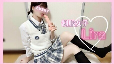 [School uniform cosplay girl: Lira] Nice to meet you !! Let's feel good together