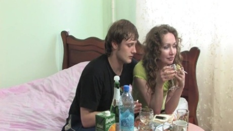 Russian drunk mature Kira Fucks in stockings with younger guy